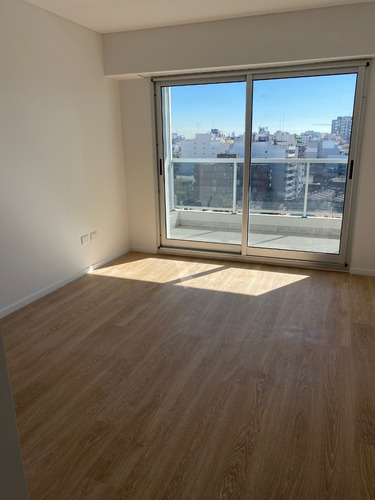 Imagen 8 de 14 de Departamento En Venta De 2 Amb Con Balcon Terraza En Almagro