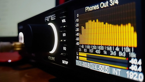 Imagen 8 de 9 de Rme Adi-2 Dac Fs Nueva Edición