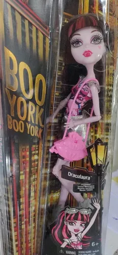 boneca monster High draculaura boo York