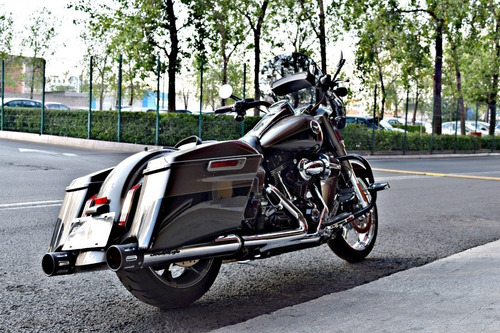 Imagen 5 de 8 de Harley Davidson Road King Cvo 2016