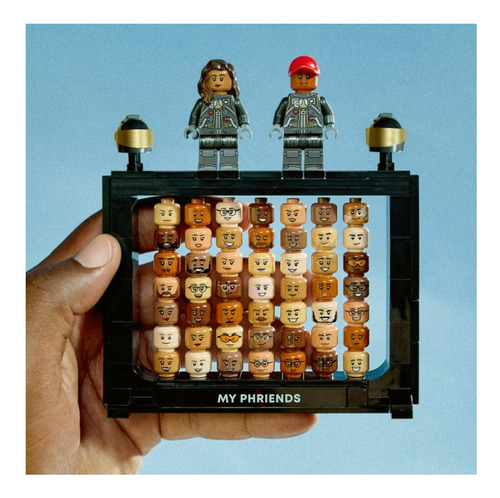 Lego® Icons Kit De Construcción Sobre La Luna Con Pharrell