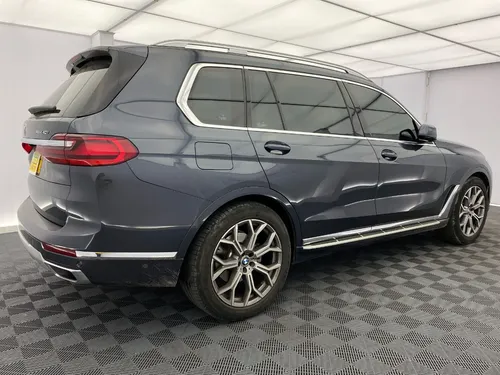 BMW X7 3.0 Xdrive 40i Pure Excelence