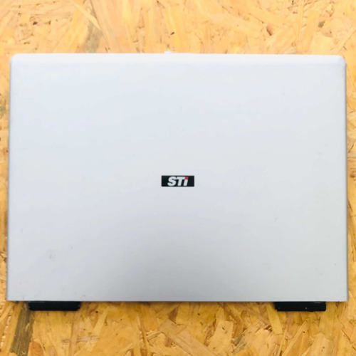 Carcaça Da Tela Notebook Semp Toshiba Sti Is-1525 Arranhada