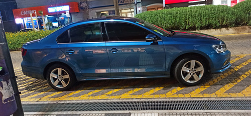 Volkswagen Vento 2.5 Luxury 170cv
