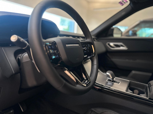 Range Rover Velar Dynamic Se 2025