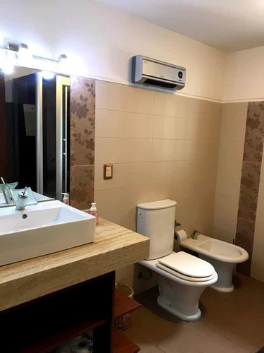 Imagen 8 de 18 de Espectacular Casa Playa Mansa Con Piscina Climatizada