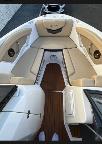 Lancha Ventura 25 Com Motor Volvo 280hp 2022