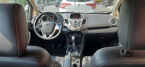 Imagem 3 de 5 de Ford Fiesta 2012 1.6 16v Se Flex 5p