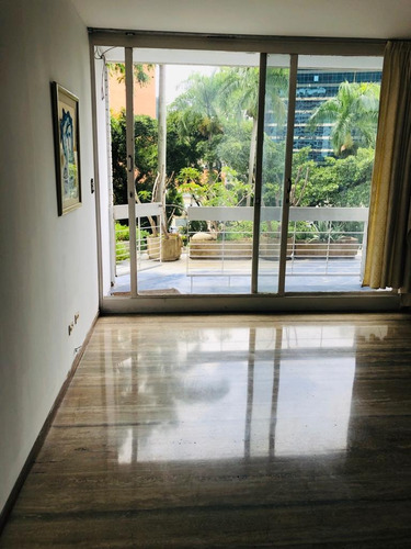 Imagen 2 de 5 de Venta Espectacular Apartamento En Santa Inés 200m2