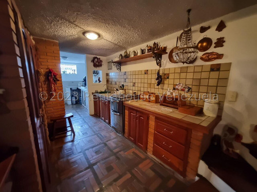 Vendo Acogedora Casa Al Este De Barquisimeto. Maritza Lucena