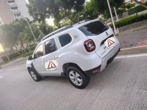 Renault Duster 1.3 Intense Cvt