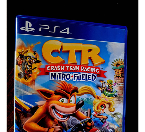 Crash Team Racing: Nitro-fueled  Fisico