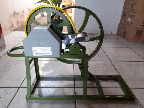 Garapeira De Cana Com Motor A Gasolina Completa