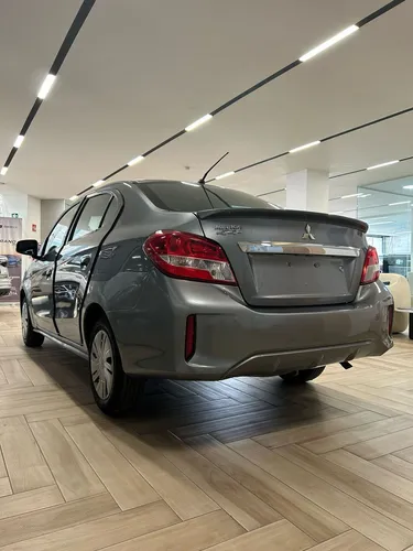 Mitsubishi Mirage 1.2 G4 GLX Cvt