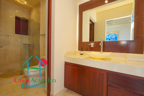 Cad Villa Emiliano. Con Terraza Con Alberca, Sala, Comedor, Bbq Y Vista A La Bahía De Acapulco