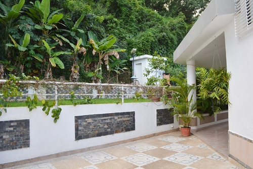 Imagen 18 de 30 de Se Vende Bella Casa De 3 Niveles Nisperos Valencia Atc-552 04125067379 04244900499