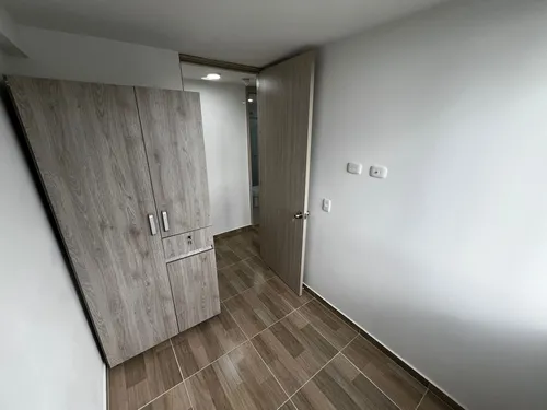 Apartamento En Arriendo En Frailes/dosquebradas (279057310).