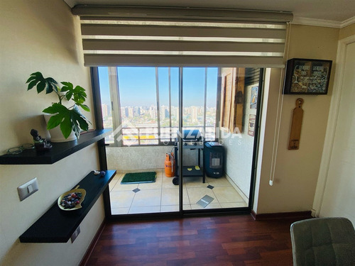 Departamento En Venta De 4 Dorm. En San Miguel