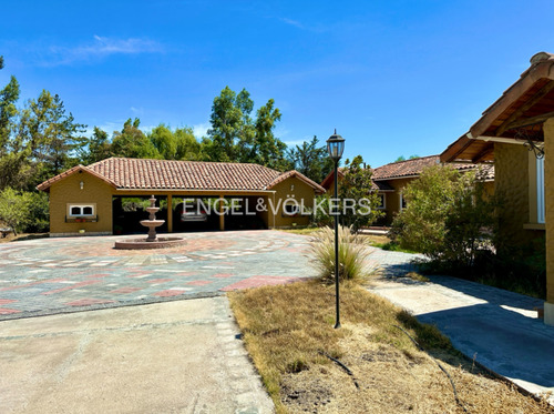 Casa Chilena De 1 Piso En Algarrobos De Batuco