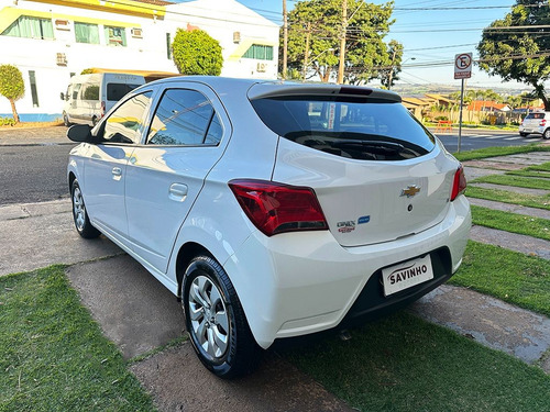 Chevrolet Onix 1.0 MPFI LT 8V