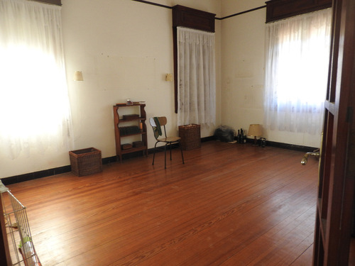 Venta Casa Padrón Único Bello Y Reborati Con Importante Fondo Verde
