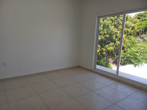 Vendo En Preventa Casa En Cuautla Morelos Con Alberca 4 Rec.