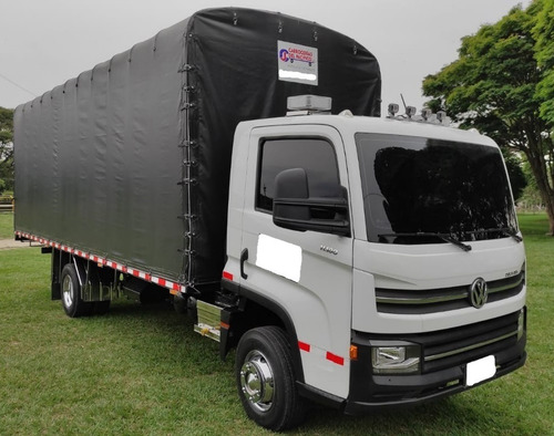 Camion Volkswagen Delivery Estacas 2020