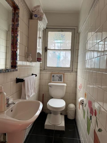 Casa En Venta De 7 Dorm. En Ñuñoa