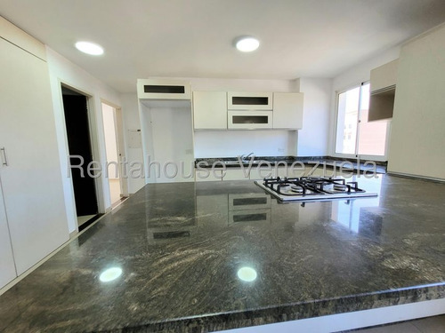 Estefani Salon Vende Hermoso Apartamento En Ciudad Roca-lara-25-14104