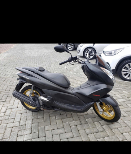Imagem 2 de 4 de Honda Pcx Deluxe