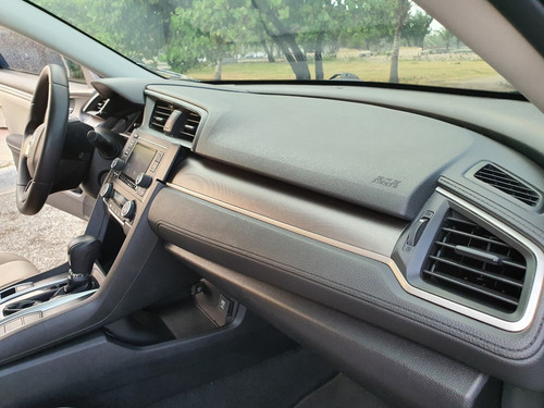 Imagen 8 de 14 de Honda Civic Lx 2018