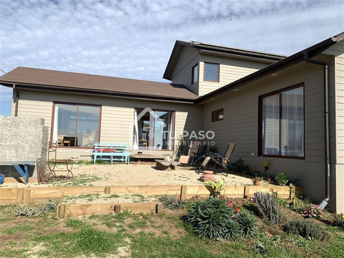 Casa En Arriendo De 4 Dorm. En Quintero