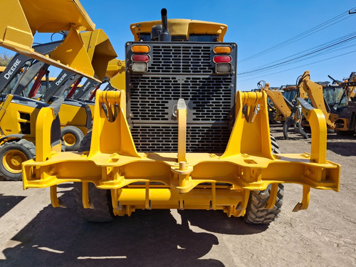 Motoconformadora John Deere 672d 2006