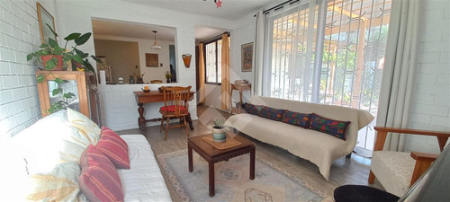 Casa En Arriendo De 3 Dorm. En Macul