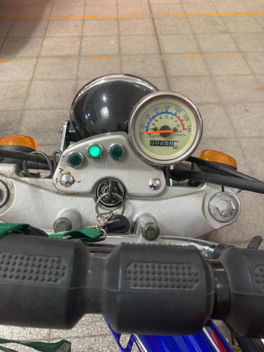 Mondial Rv 125
