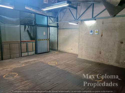 Bodega En Venta En Sector Centrico De Santiago