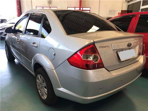 Ford Fiesta 1.6 Mpi Class Sedan 8v Flex 4p Manual