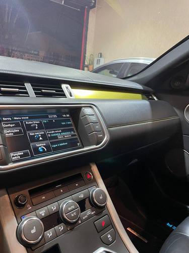Imagem 11 de 14 de Land Rover Range Rover Evoque Dynamic Tech Sicilian Yellow