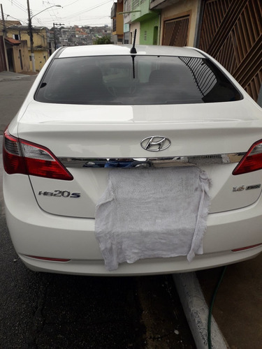 Hyundai Hb20s 2014 1.6 Comfort Plus Flex 4p