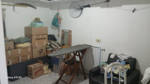 Casa 4 Dormitórios 1 Suíte 2 Banheiro