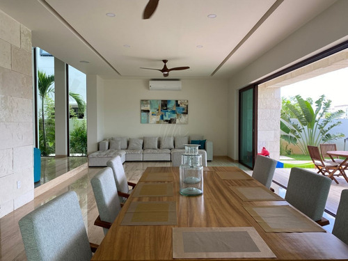Imagen 8 de 30 de Casa En Venta En Cancun Lagos Del Sol , En El Lago