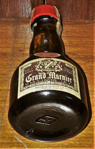 Botellita Miniatura Grand Marnier Licor Apostolle Cerrada (Usado)