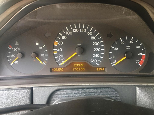 Imagen 9 de 15 de Mercedes-benz Clase E 3.2 E320 Elegance Plus At 1998