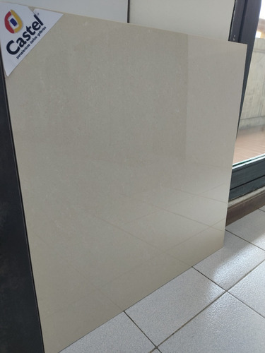 Imagen 1 de 6 de Porcelanato Doble Carga Toscana Blanco 60x60 Y 80x80 Castel