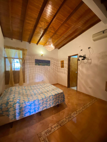 Casa En Conj Res. Laguna 2, San Antonio Sur