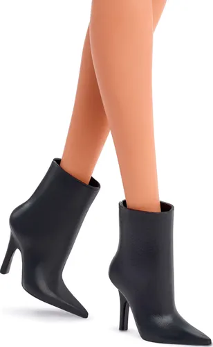 Muñeca De Coleccionista Barbie Basics Modelo 01 Con Cabello
