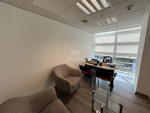 Arriendo Oficina 46m2 / 2 Estacionamientos / Los Trapenses