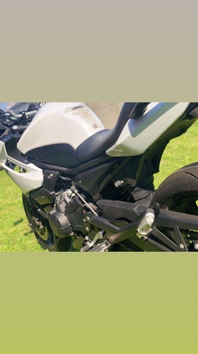Imagen 3 de 4 de Yamaha Xj6