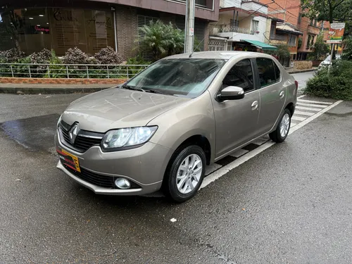 Renault Logan 1.6 Privilege / Intens