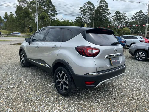Renault Captur INTENS AT 2.0 4X2